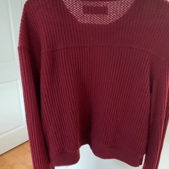 🛍3/$25  HOLLISTER Waffle Top - Picture 2 of 2